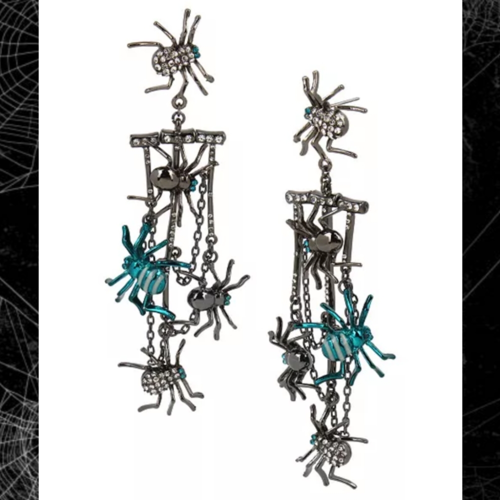 🆕 Spider Chandelier Drop Earrings 🕸️ Betsey Johnson